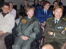 Americk admirlka a kanadsk plukovnka na Leteckej zkladni Slia